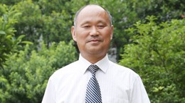 高中部執(zhí)行校長(zhǎng) 周福令
