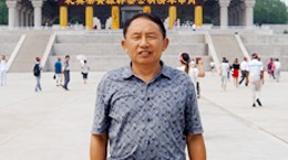 高中部副校長(zhǎng) 方作欽